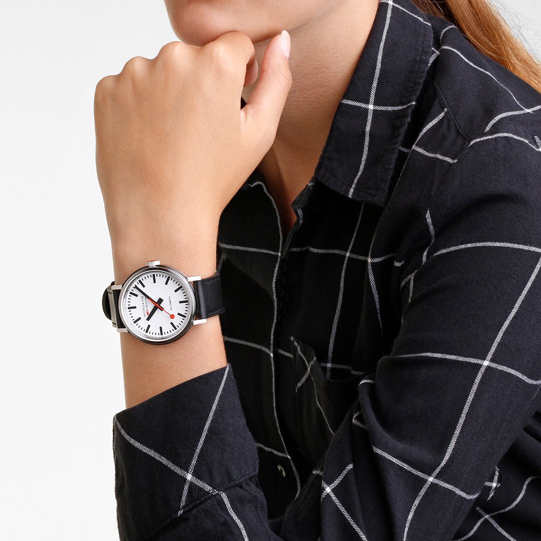 Mondaine Official Swiss Railways 41mm Original Automatic Watch - Image 6